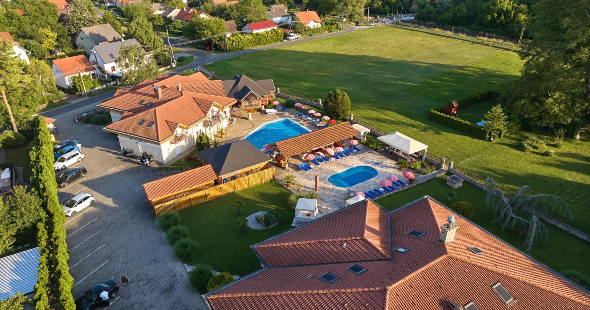 Villa Plattensee فونيارتْسفاشغ المظهر الخارجي الصورة